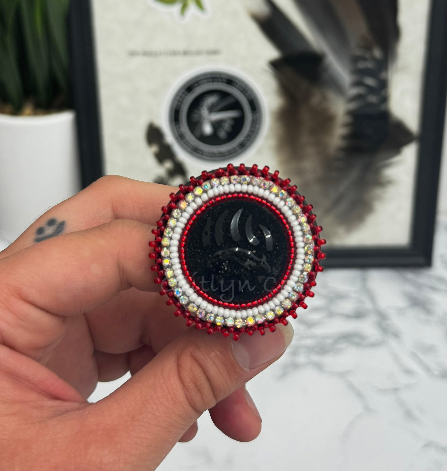 Bear Paw Beaded Phone Grip